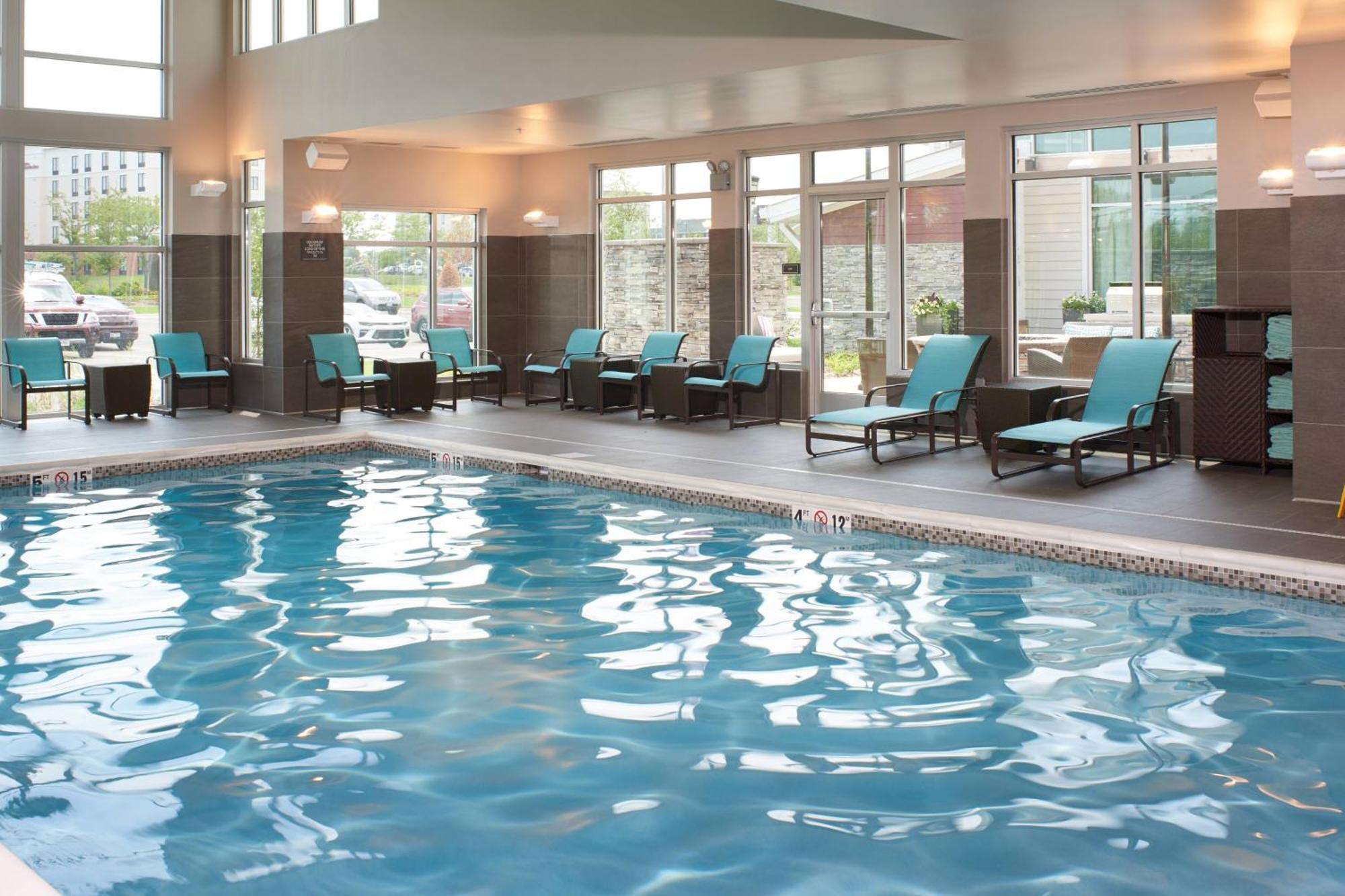 By Marriott Chicago Hotel Bolingbrook