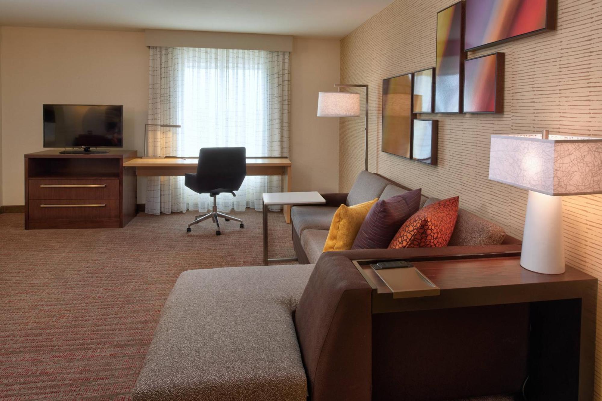 By Marriott Chicago 3*