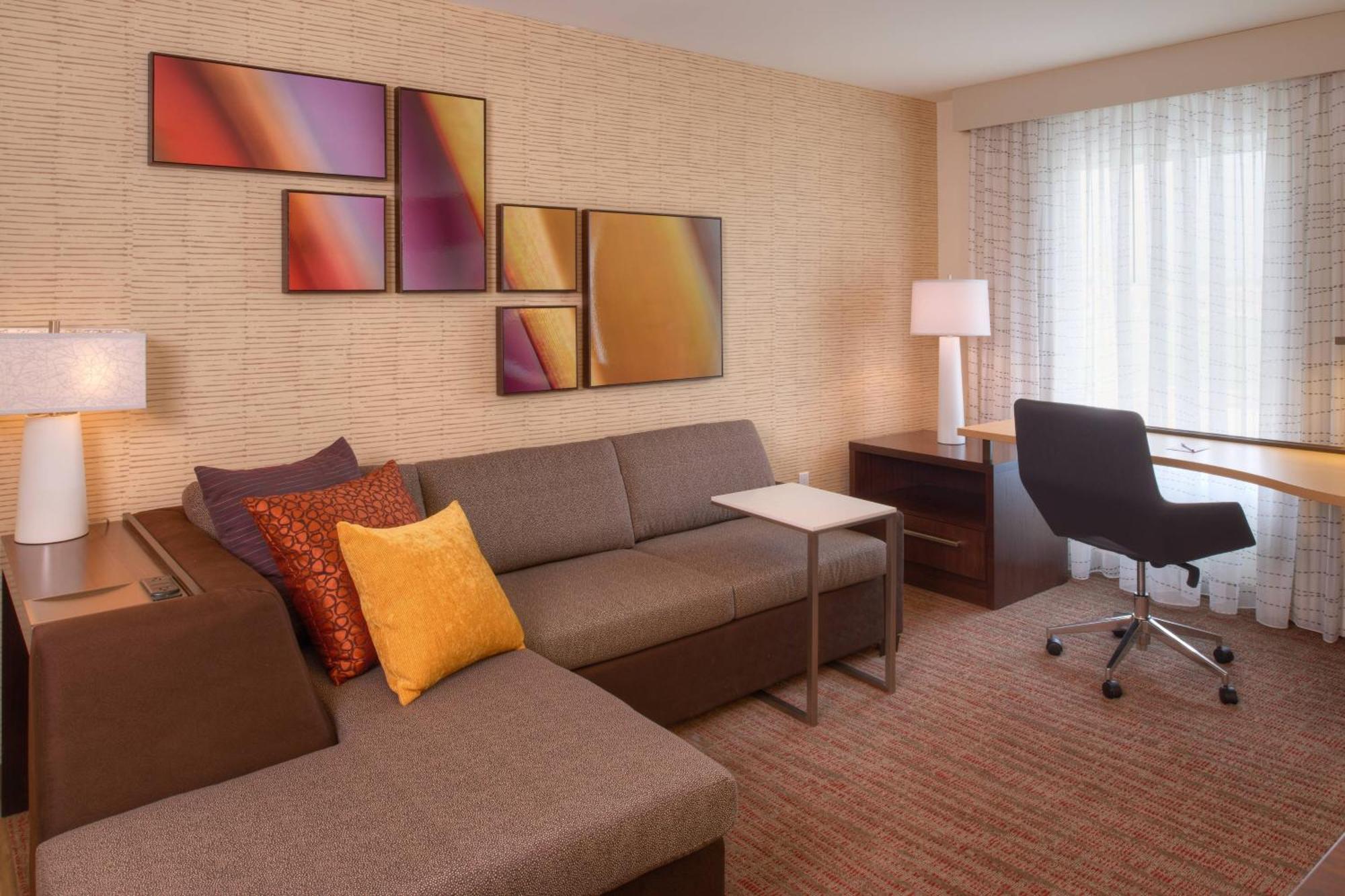 By Marriott Chicago 3*